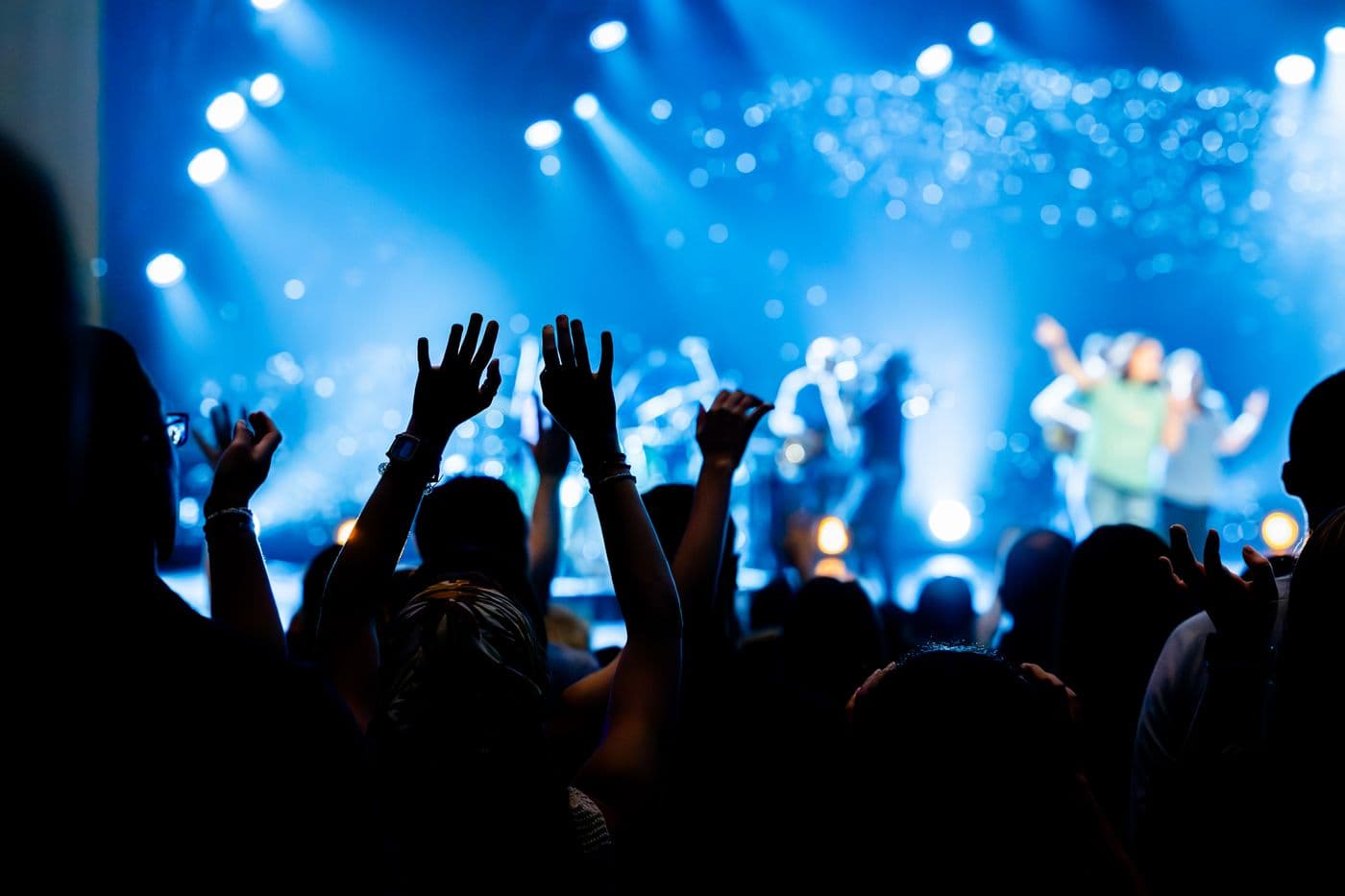 Audience at a live round